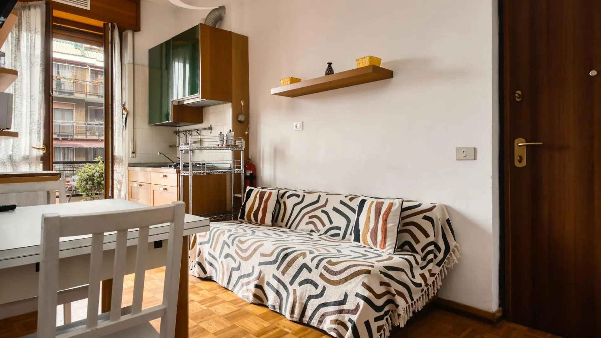 Domusmi Piccinni 21 Milan