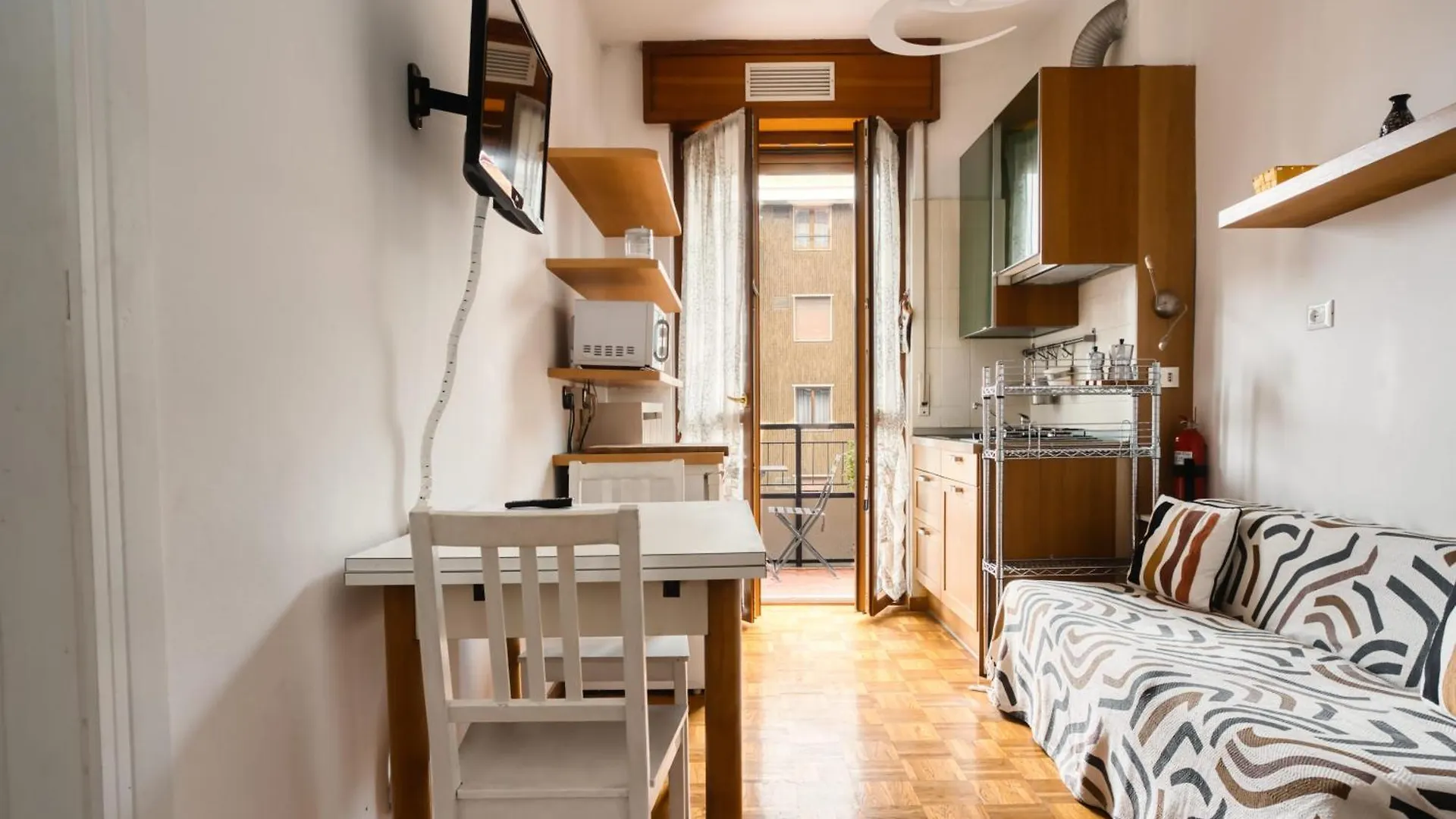 Domusmi Piccinni 21 Milan